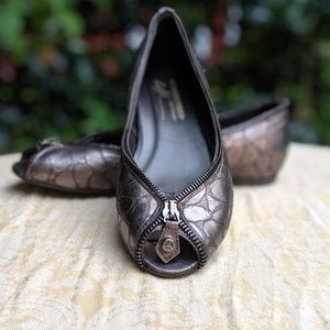 DONALD PLINER Metallic Leather Peep Toe Flats 6.5